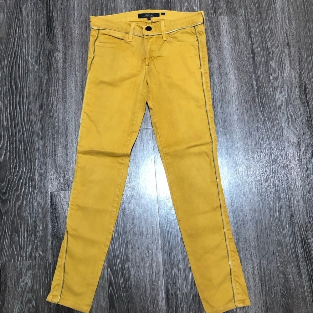 BIRD by Juicy Couture Yellow Skinny Jeans with Zipper Details - Size 25